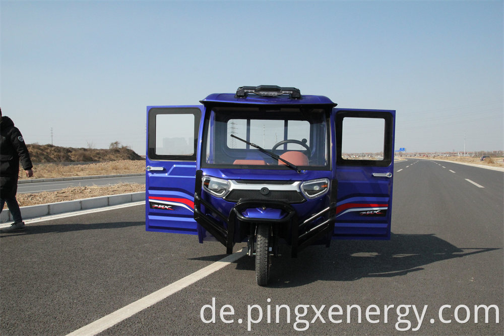 Hybrid Three-wheeled Electric Lorry